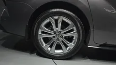 2021 Toyota Sienna 2.5 Hybrid 2WD, серый — фото 5