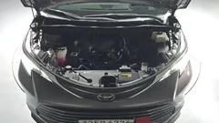 2021 Toyota Sienna 2.5 Hybrid 2WD, серый — фото 6