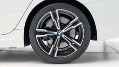 2023 BMW 3-Series 320i M Sport — фото 5