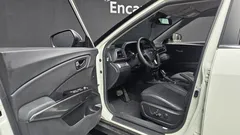 2022 SsangYong Tivoli Gasoline 1.5 2WD — фото 10