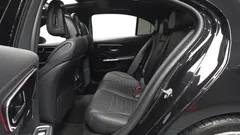 2023 Mercedes-Benz C-Class C300 4MATIC AMG Line — фото 12