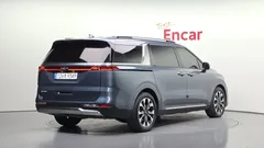 2023 Kia Carnival Diesel 9-Seater Signature — фото 2