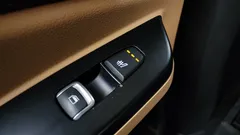 2023 Kia Carnival Diesel 9-Seater Prestige — фото 18