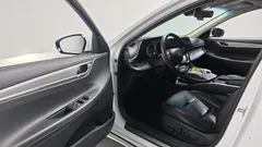 2023 Hyundai Grandeur 3.0 LPi Rent Car — фото 10