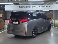 2024 Toyota Alphard 2.5 HEV Executive AWD, серый — фото 2
