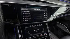2021 Audi A8 60 TFSI Quattro LWB, синий — фото 17