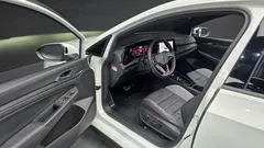 2023 Volkswagen Golf 2.0 GTI, белый — фото 15