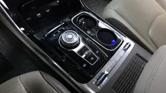 2023 Kia Carnival Gasoline 9-Seater Hi-Limousine — фото 9