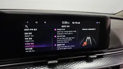 2023 Kia Carnival Gasoline 9-Seater Hi-Limousine — фото 16