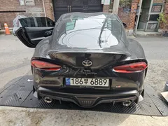 2023 Toyota Supra GR 3.0, чёрный — фото 2