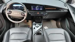 2024 Kia Niro Prestige, белый — фото 7
