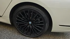 2022 BMW 7-Series 740Li xDrive Design Pure Excellence — фото 5