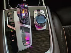 2022 BMW 7-Series 740Li xDrive Design Pure Excellence — фото 8