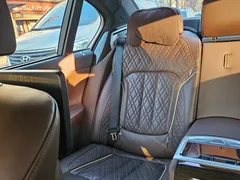 2022 BMW 7-Series 740Li xDrive Design Pure Excellence — фото 9