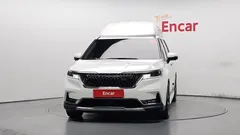 2023 Kia Carnival Diesel 9-Seater Hi-Limousine(Special Vehicle) — фото 3