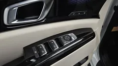 2023 Kia Carnival Diesel 9-Seater Hi-Limousine(Special Vehicle) — фото 20