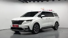 2023 Kia Carnival Diesel 9-Seater Signature — фото 1
