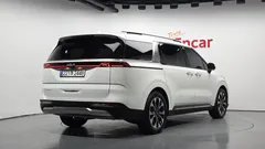 2023 Kia Carnival Diesel 9-Seater Signature — фото 2