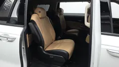 2023 Kia Carnival Diesel 9-Seater Signature — фото 11