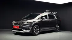 2023 Kia Carnival Diesel 9-Seater Prestige — фото 1