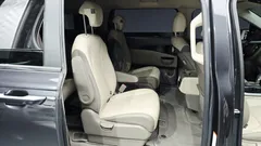 2023 Kia Carnival Diesel 9-Seater Prestige — фото 11