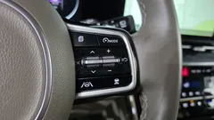 2023 Kia Carnival Gasoline 9-Seater Hi-Limousine — фото 17