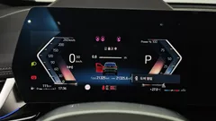 2024 BMW X1 xDrive 20i M Sport, светло-серебристый — фото 8