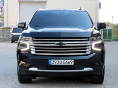 2022 ChevroletGMDaewoo Tahoe 6.2 Dark Knight 4WD, чёрный — фото 2
