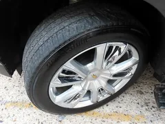 2022 ChevroletGMDaewoo Tahoe 6.2 Dark Knight 4WD, чёрный — фото 5