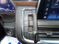 2022 ChevroletGMDaewoo Tahoe 6.2 Dark Knight 4WD, чёрный — фото 9
