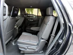 2022 ChevroletGMDaewoo Tahoe 6.2 Dark Knight 4WD, чёрный — фото 15