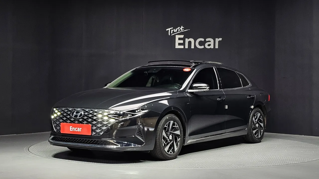 2022 Hyundai Grandeur Le Blanc