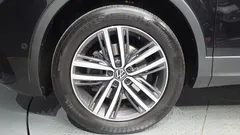2023 Volkswagen Tiguan 2.0 TSI Prestige — фото 5