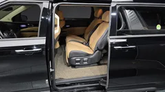 2023 Kia Carnival Gasoline 7-Seater Signature — фото 11