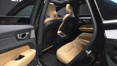 2024 Volvo XC60 B5 Ultimate Bright — фото 15