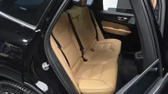 2024 Volvo XC60 B5 Ultimate Bright — фото 16