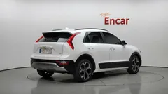 2023 Kia Niro Prestige — фото 2