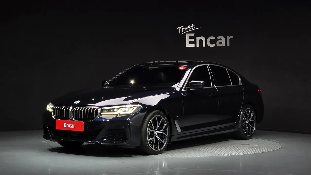 2022 BMW 5-Series 530i M Sport Package