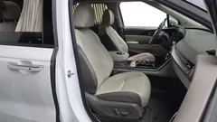 2023 Kia Carnival Gasoline 9-Seater Hi-Limousine — фото 12