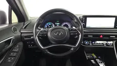 2023 Hyundai Sonata Premium Plus — фото 12