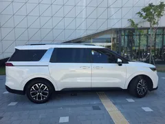 2023 Kia Carnival Diesel 9-Seater Prestige — фото 14
