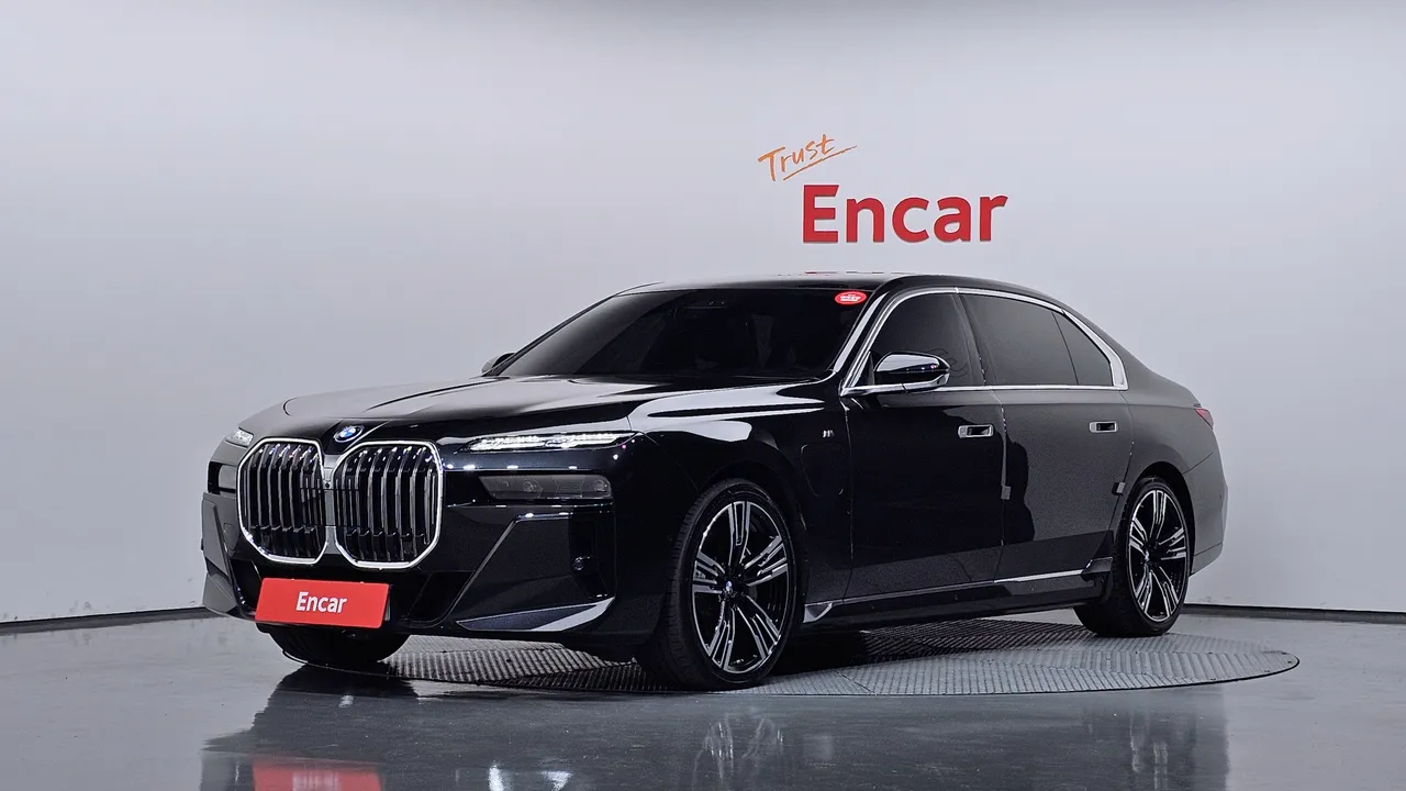 2023 BMW 7-Series 750e xDrive M Sport