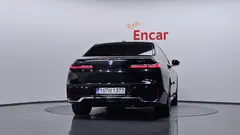 2023 BMW 7-Series 750e xDrive M Sport — фото 4