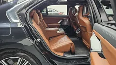 2023 BMW 7-Series 750e xDrive M Sport — фото 11