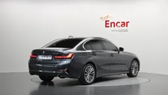 2022 BMW 3-Series 320d xDrive Luxury — фото 2