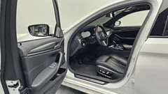 2023 BMW 5-Series 520i M Sport — фото 10