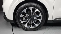 2023 Kia Carnival Diesel 9-Seater Noblesse — фото 5