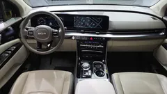 2023 Kia Carnival Gasoline 9-Seater Hi-Limousine — фото 7