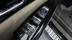 2023 Kia Carnival Gasoline 9-Seater Hi-Limousine — фото 14