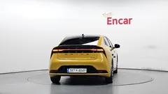 2024 Toyota Prius 2.0 PHEV XSE, жёлтый — фото 4